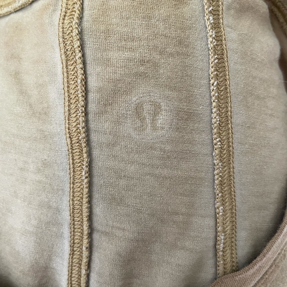 Yellow Lululemon Crop Tank, Size 8 (small) - Picture 3 of 3